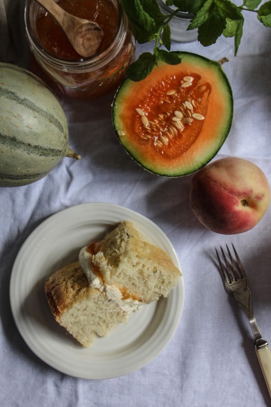 fresh+mint+cake+with+peach+and+melon+jam+-1-22