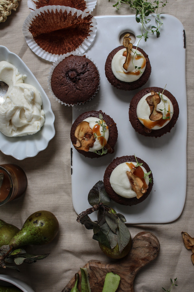 pear and chocolate cakes with mascapone and caramel-1-4