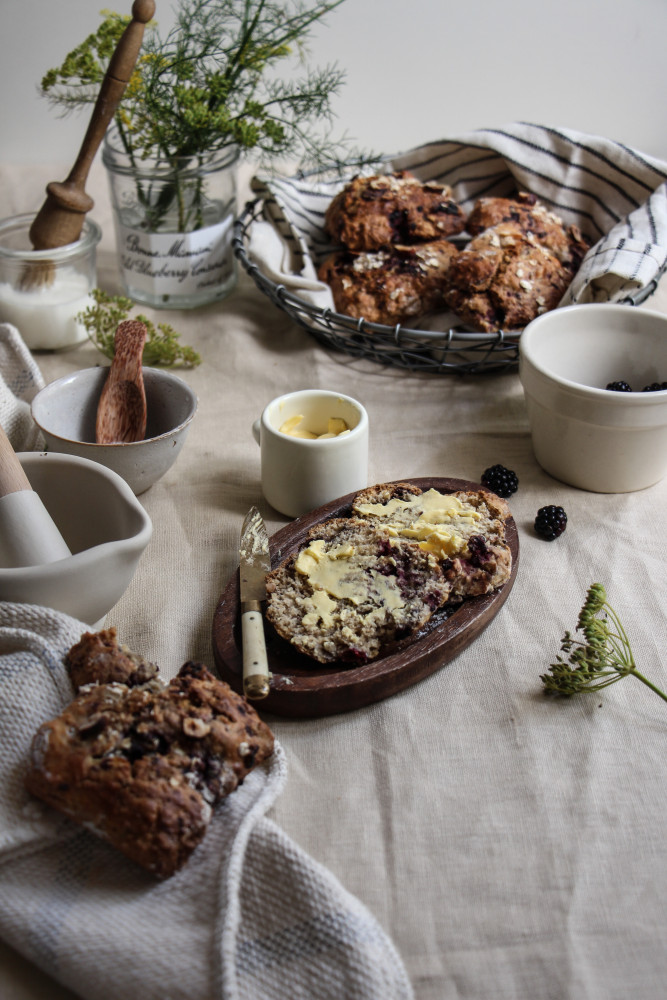 blackberry ginger scones with fennel sugar-1-15