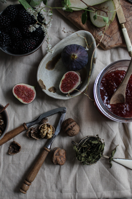 blackberry pear and walnut cake with fig verbina jam-1-2