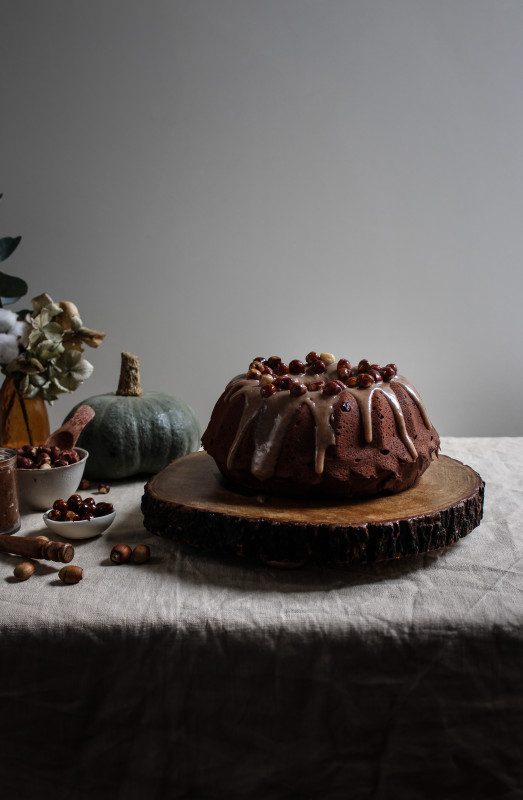 chocolate pumpkin cake with hazelnut praline frosting-1-14