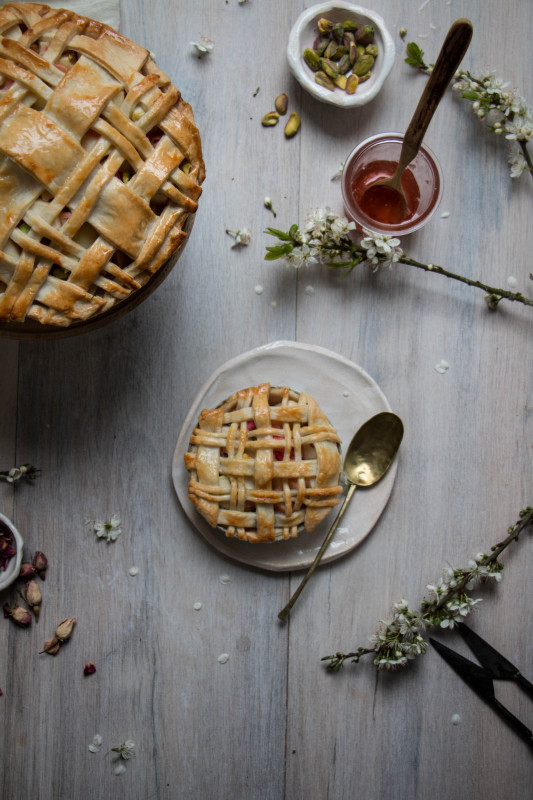 apple rose and rhubarb and pistachio pie-1-11