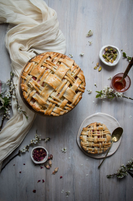 apple rose and rhubarb and pistachio pie-1-12