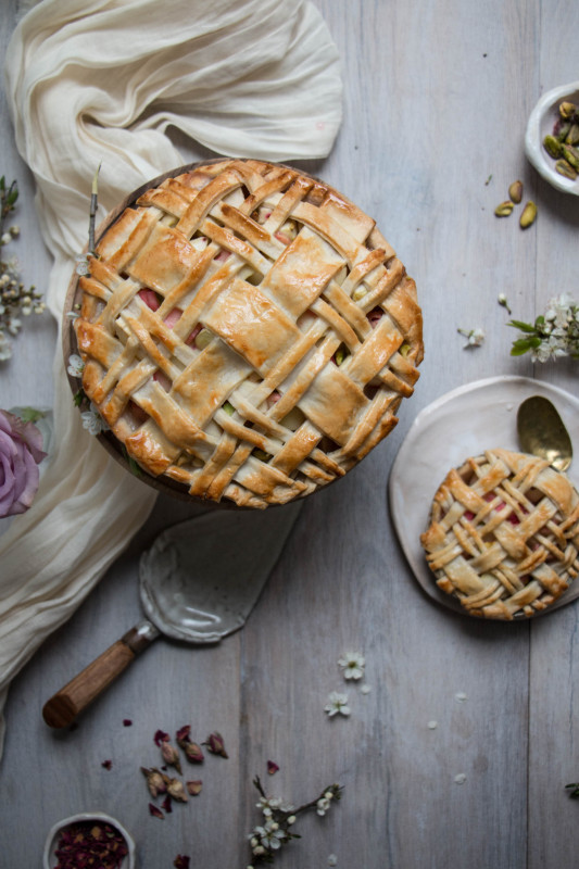 apple rose and rhubarb and pistachio pie-1-29