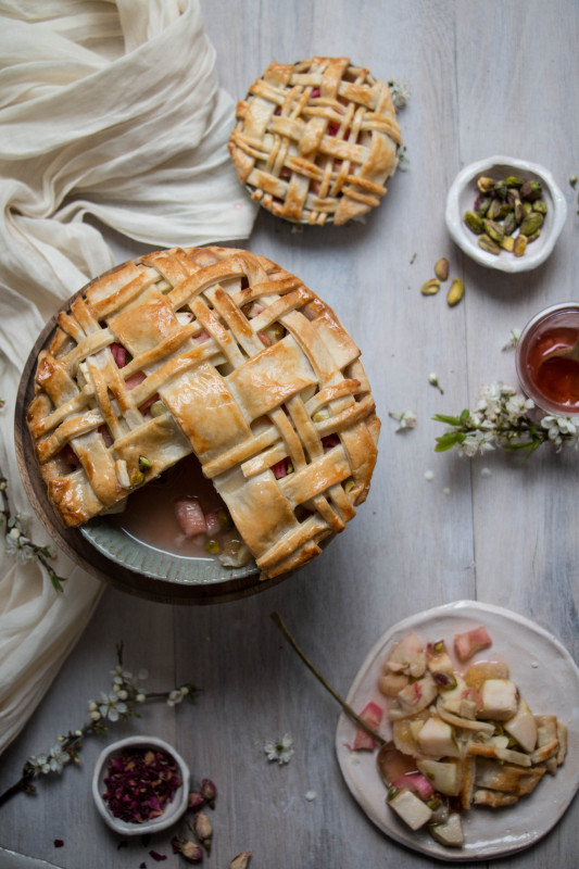 apple rose and rhubarb and pistachio pie-1