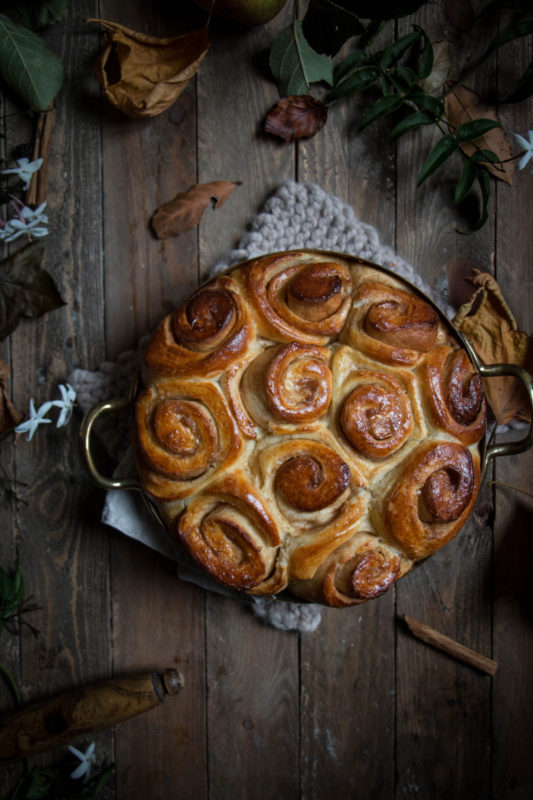 jasmine tea poached caramel apple bottomed cinnamon buns-1-11