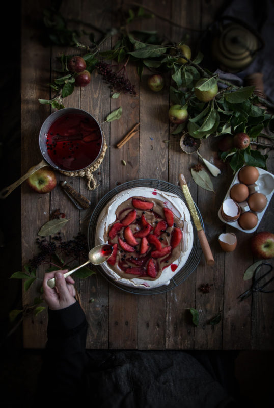 pavlova with apples and elderberries and chai custard-1-2-1