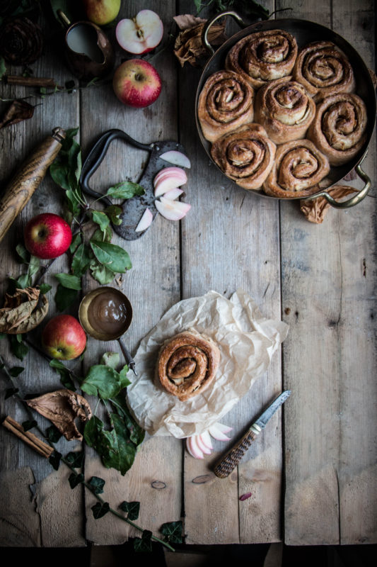 vegan-apple-cinnamon-buns-1-12