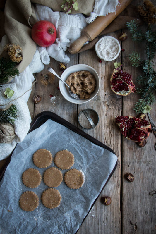 chestnut-cookies-with-pomegranate-glaze-1-11