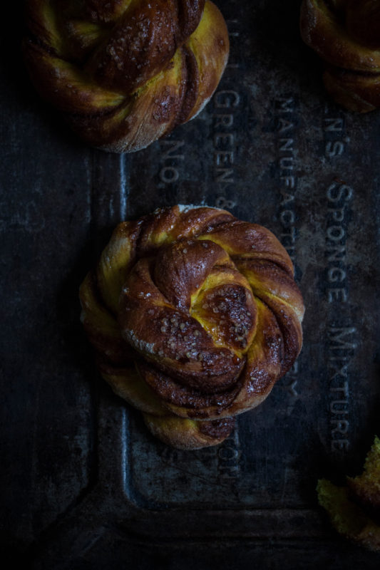 golden-milk-cinnamon-buns-1-3-1