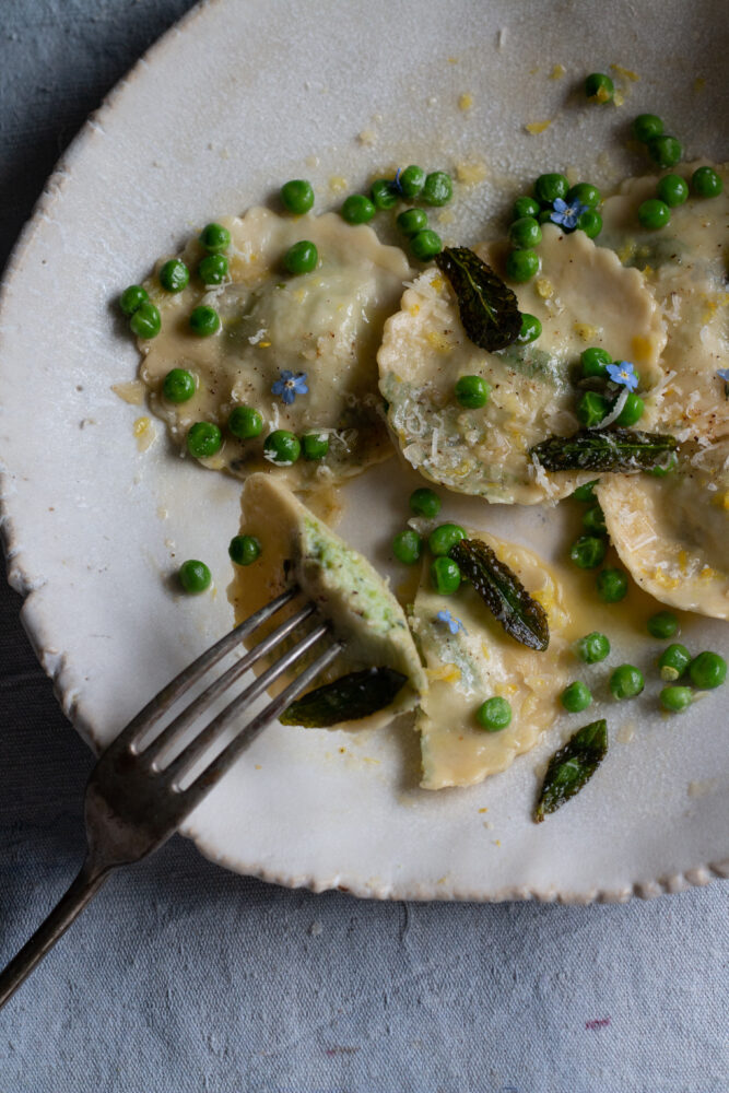 pea and ricotta ravioli