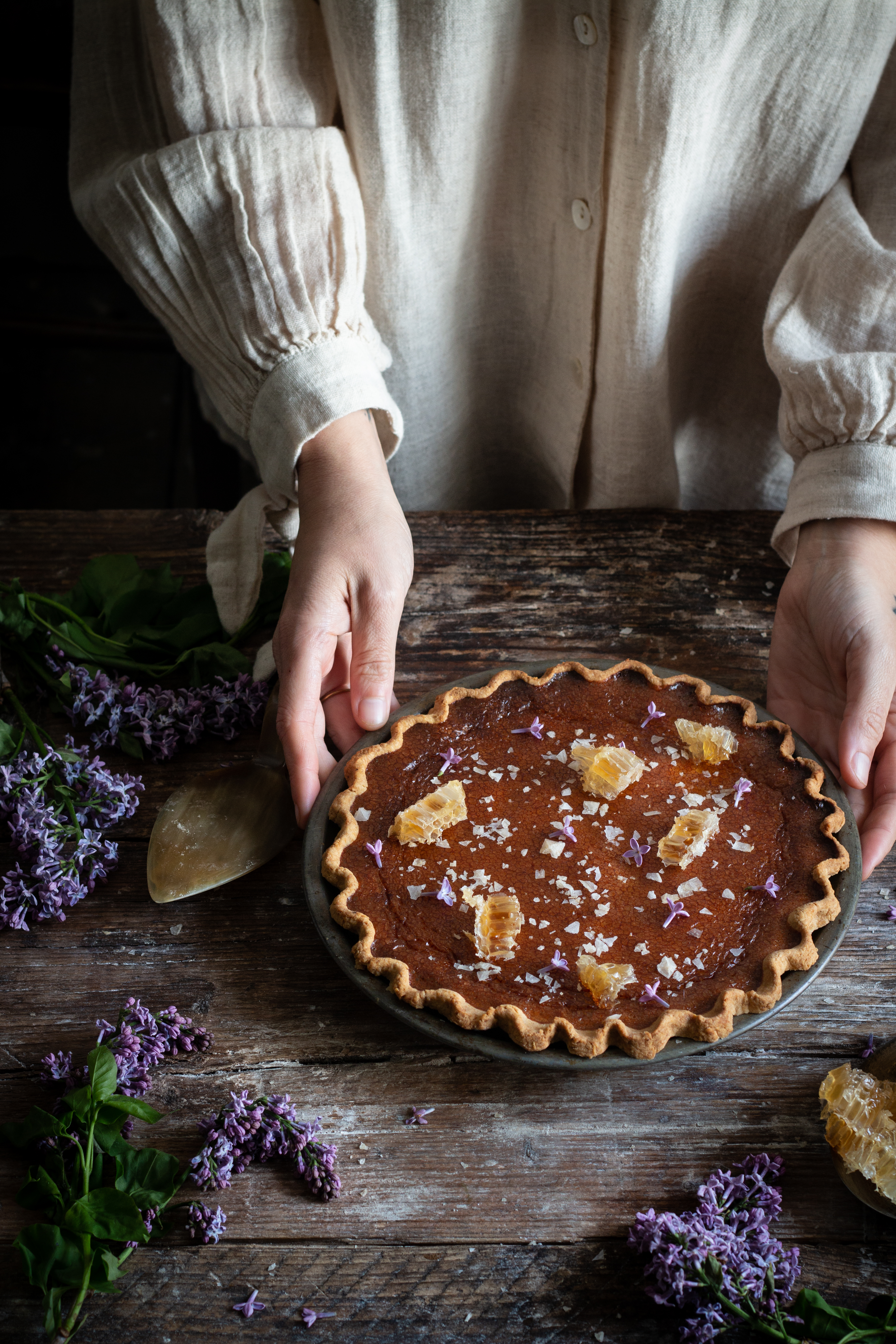 Lilac sugar salty honey pie with rhubarb