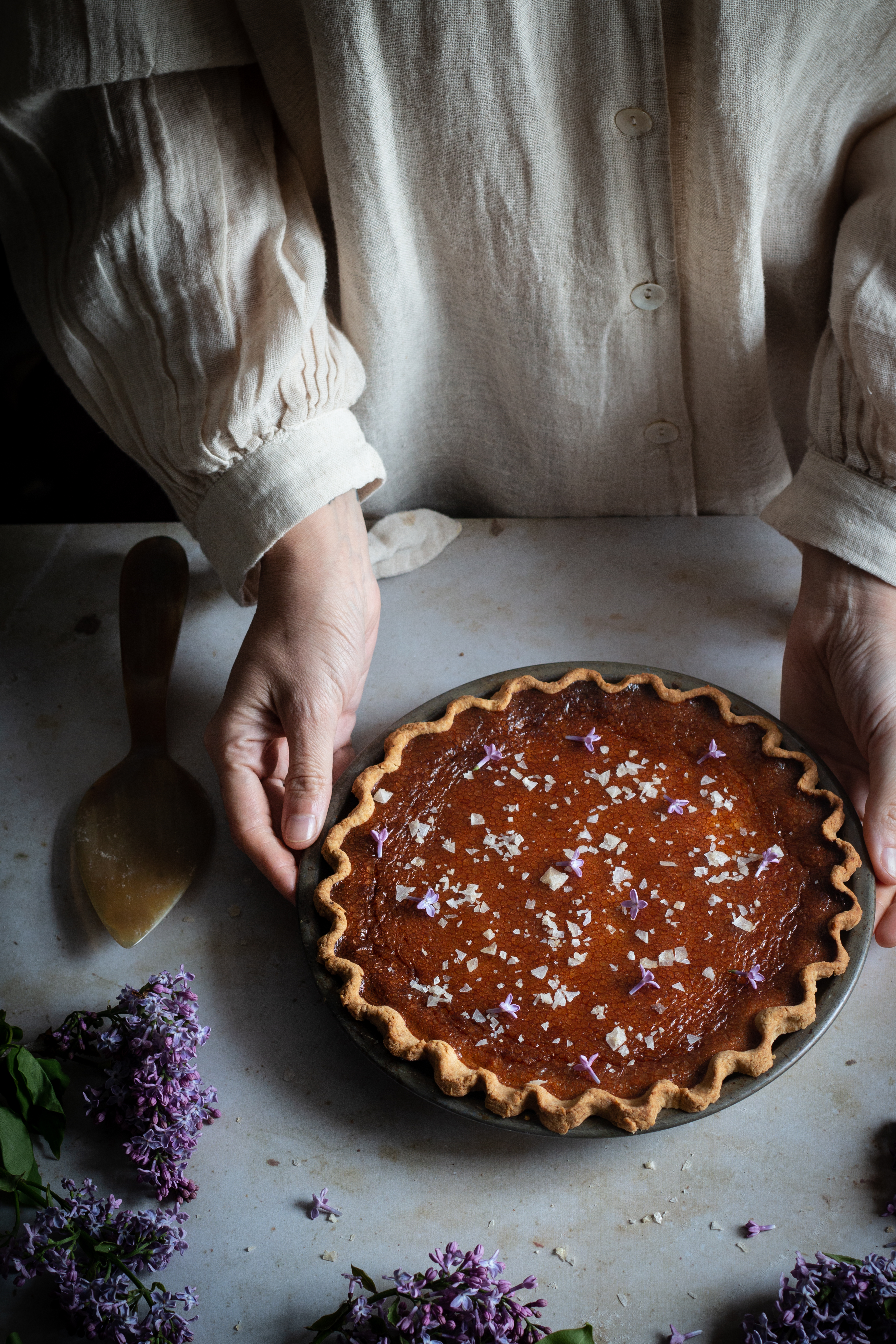 Lilac sugar salty honey pie with rhubarb