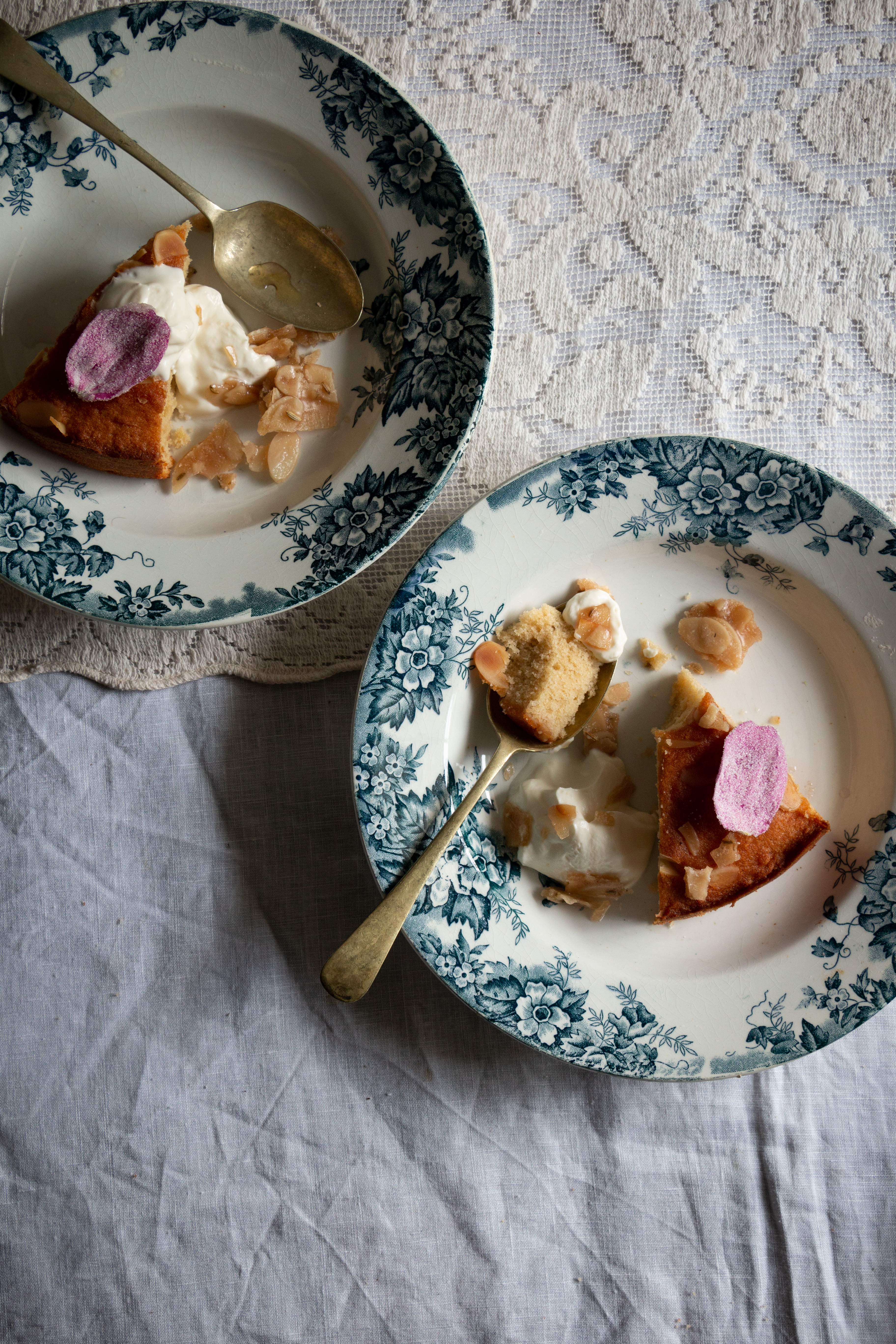semolina almond cake with wild rose syrup