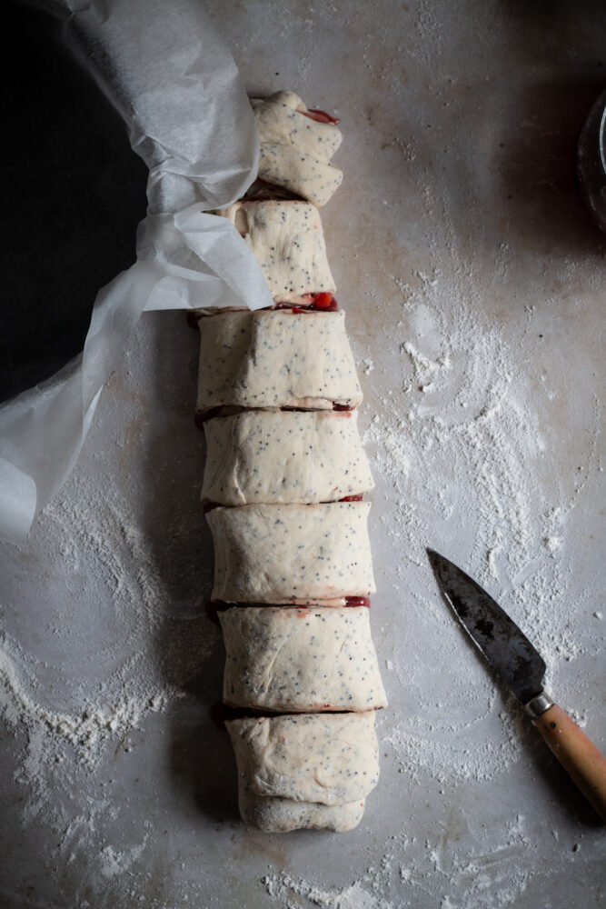 strawberry poppy seed buns