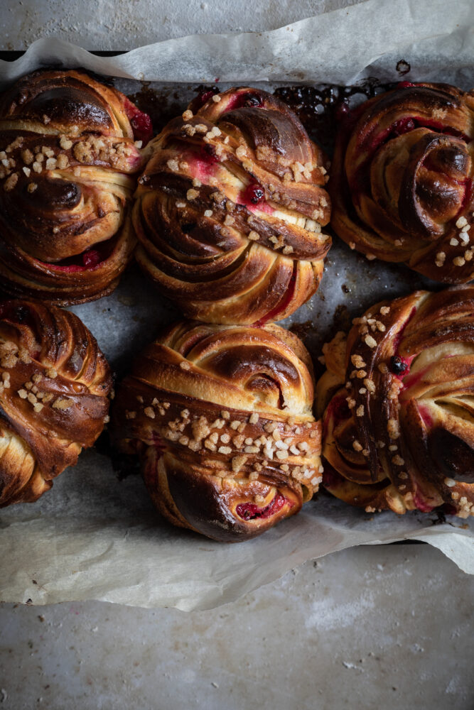 swedish cardamom buns with red currents