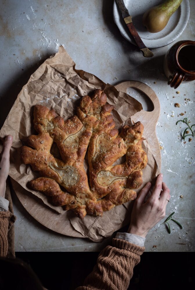 autumn leaf fougasse