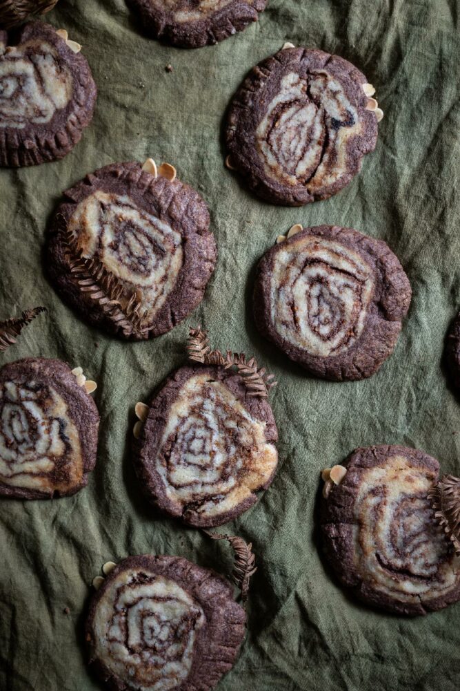 short bread log slice cookies