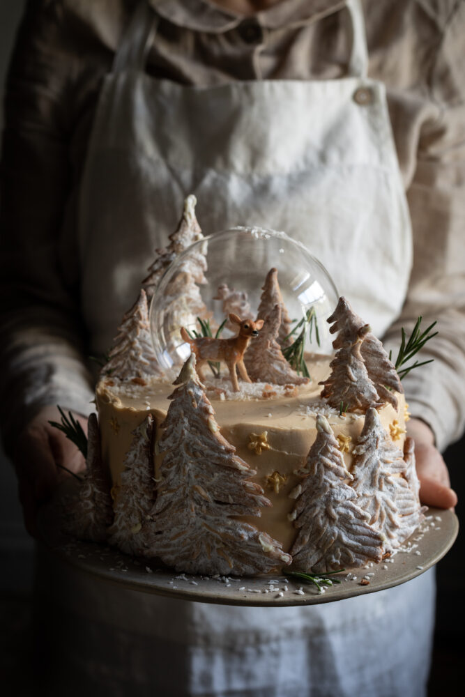 snow globe cake