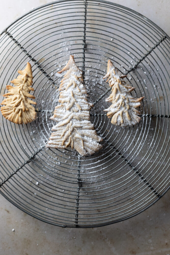 gingerbread tree step 15