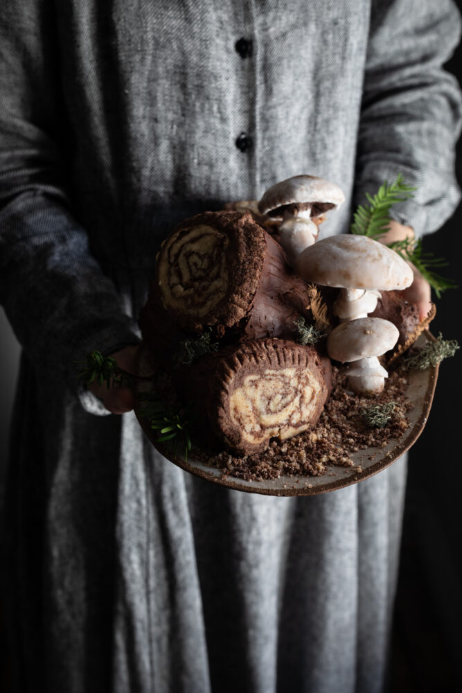 woodland log cake