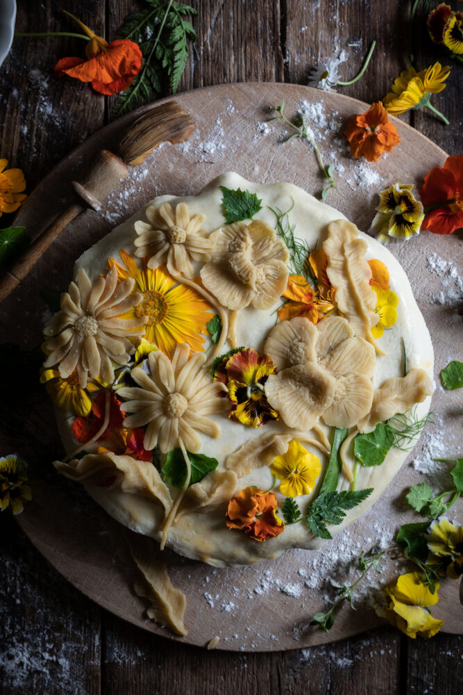 edible flower pie