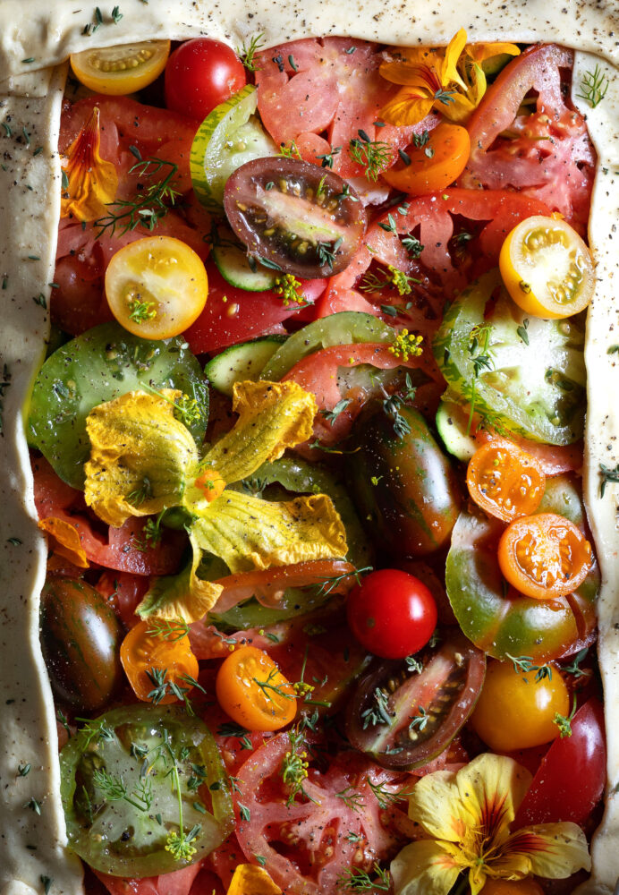 tomato puff pastry tart