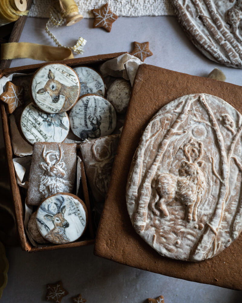 Gingerbread cookie box