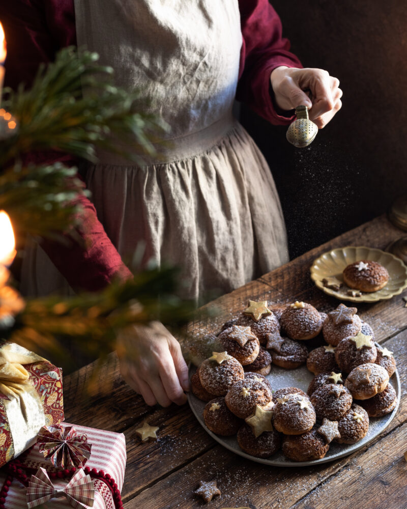 gingerbread choux buns