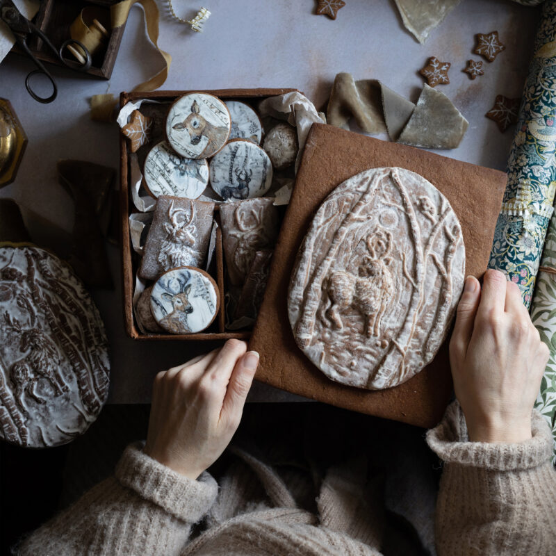 Brown butter gingerbread cookie box