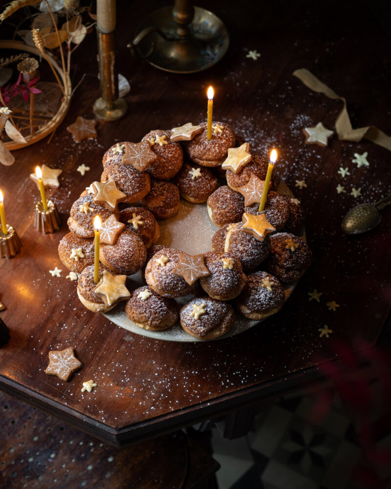 gingerbread choux bun wreath