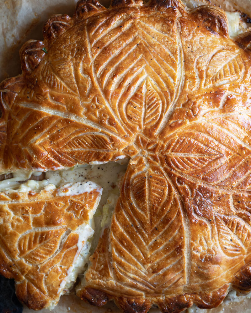 cauliflower cheese and leek pie