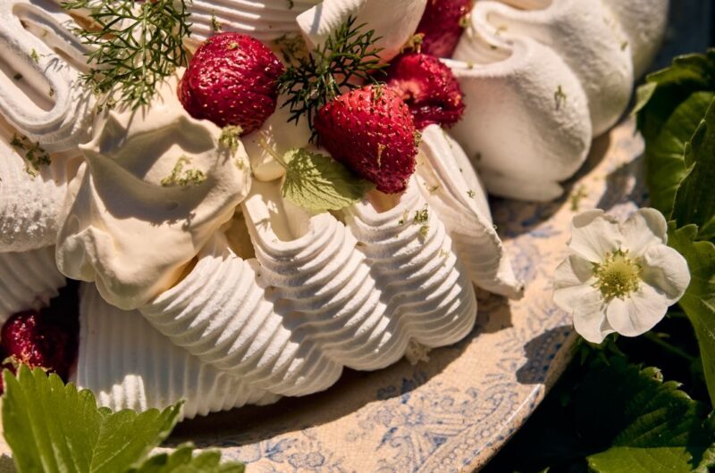 Roast Strawberry Daiquiri & Pavlova